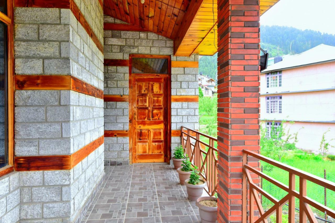 Oyo 38759 Tara Cottages Manāli Esterno foto