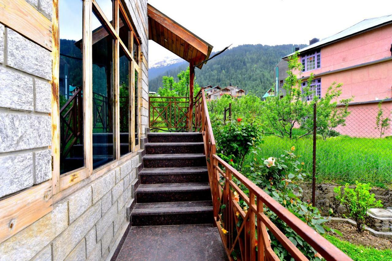 Oyo 38759 Tara Cottages Manāli Esterno foto